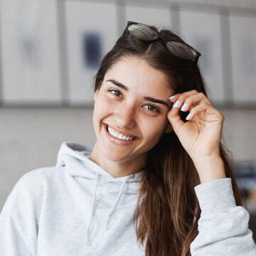  Rina Amelia, Mahasiswa, Surabaya